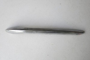 Vintage Quarter Panel Spear Trim fits 1953-1954 Mercury (BR7325610B)
