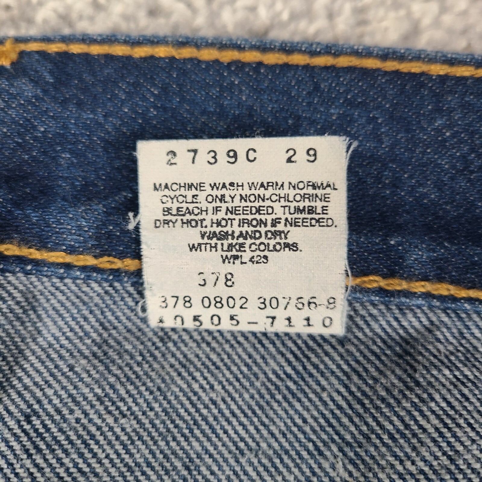 Levi's 505 Jeans Men's W36 x  L32  Straight Leg Blue Demin Red Tag Zip Fly thumbnail 13