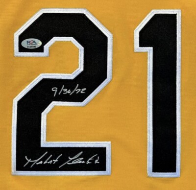 ROBERTO CLEMENTE JR SIGNED & INSCRIBED “9/30/72” JERSEY