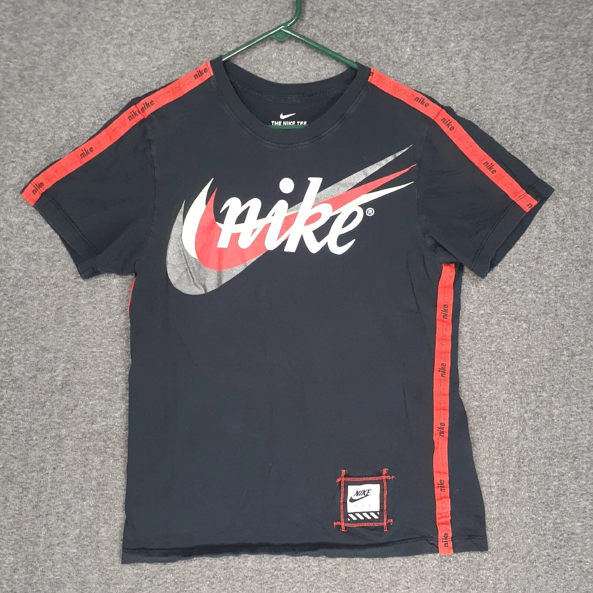 Nike tape cheap tee