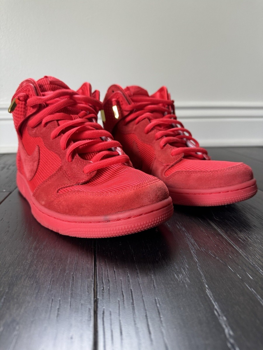 nike dunk cmft red october
