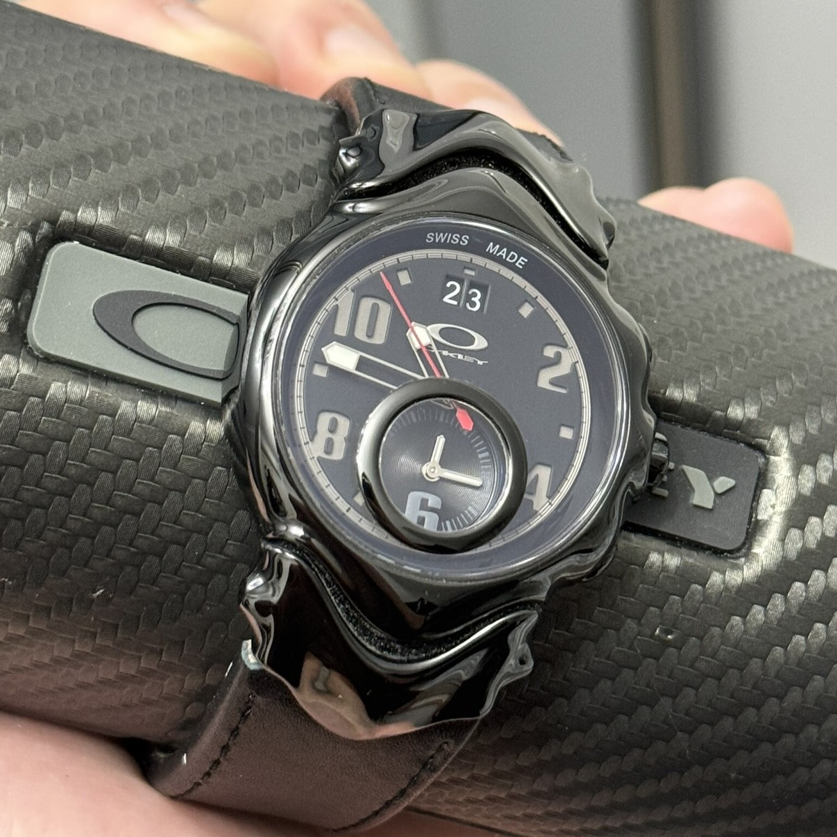 Oakley Judge 2 Chronograph Black Dial Swiss Wrist Watch 2004 Oakley Judge 2 Chronograph Black Dial Swiss Wrist Watch 2004