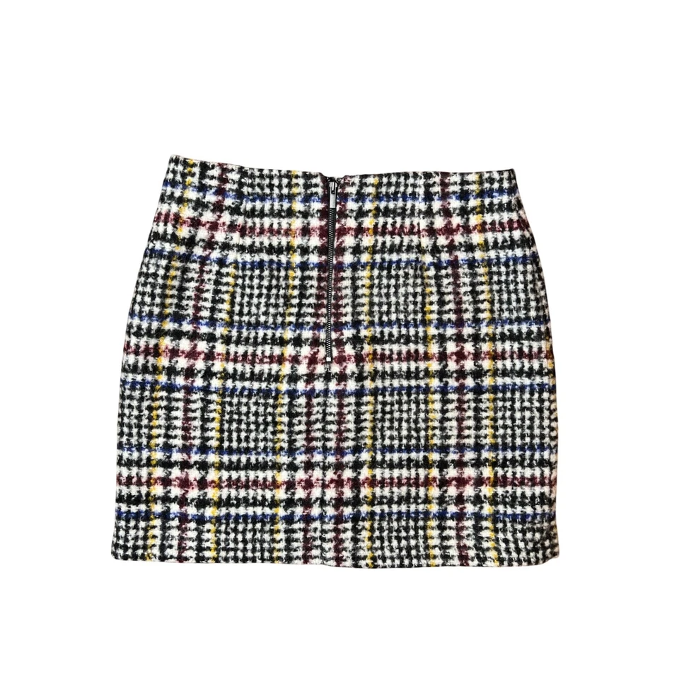 KOOKAÏ Plaid Mini Skirt Wool Blend Size 36 Black White Red Blue Yellow Textured - Image 3 of 4