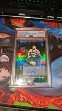 2021-22 Panini illusions Sandro Mamukelashvili  /25 Emerald Rookie Signs PSA 10