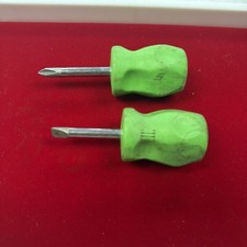 Snap-on Tools Usa New 2pc Green Hard Handle Stubby Screwdriver Lot Set Snap-on Tools Usa New 2pc Green Hard Handle Stubby Screwdriver Lot Set