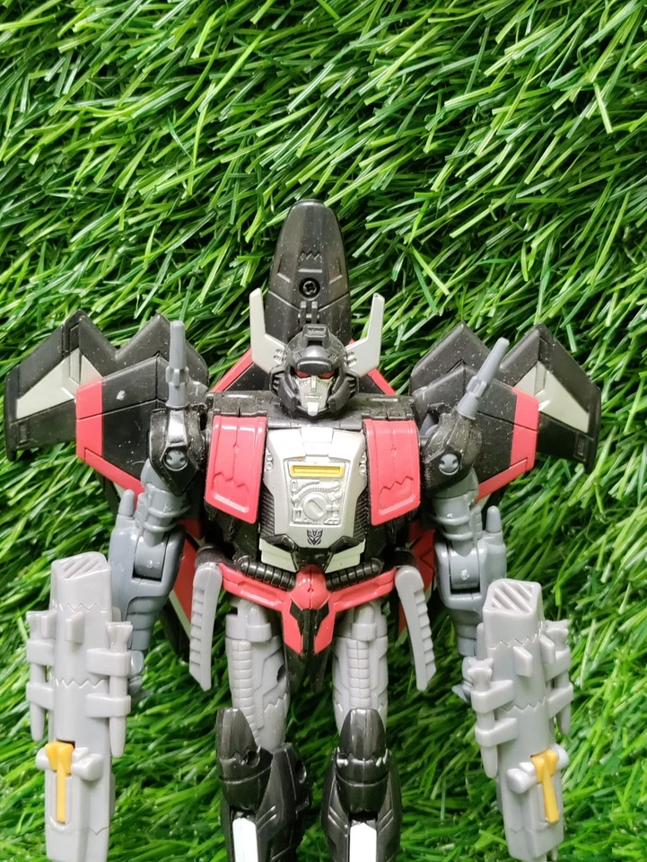 Transformers Generations Sky Shadow Deluxe Class *missing 1 Missile  - Image 2 of 4
