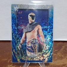 Topps Chrome WWE 2026 Axiom #131 Parallel/Variety Serial Numbered 142/150