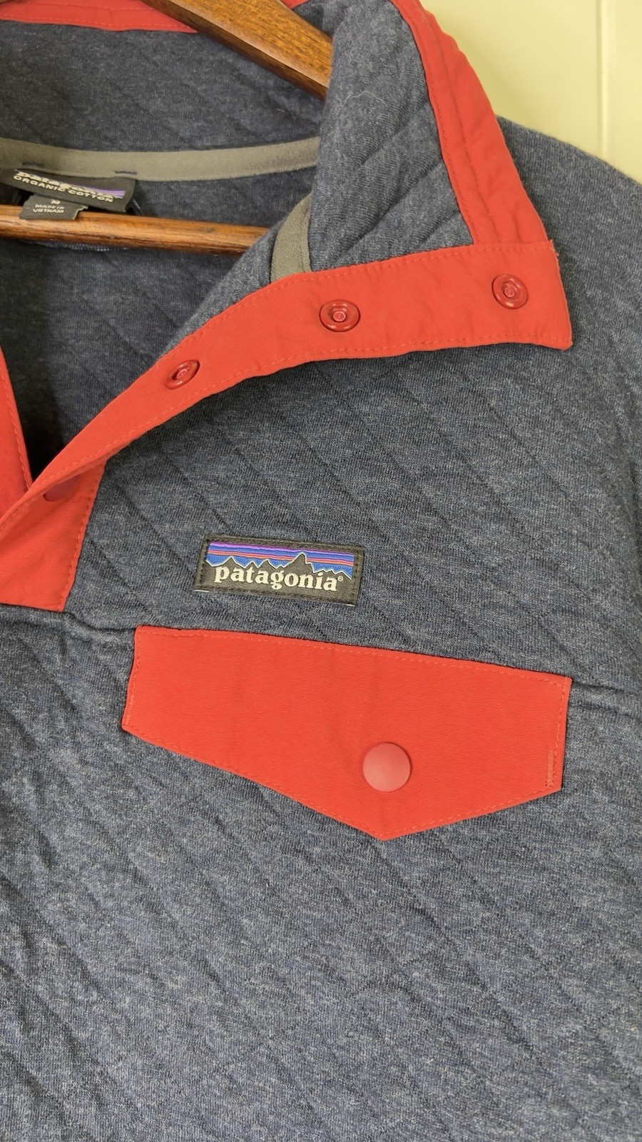 Patagonia Women's Organic Cotton Quilt Snap-T Pullover Navy/Magenta M Gorpcore thumbnail 2