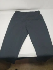 Active Life Leggings Capri Cut. Size Medium Nylon/Spandex High Waisted