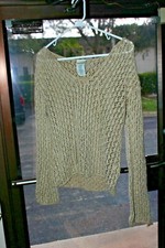 Women's White Stag Sweater in color Beige Size 12-14 C BOX 42