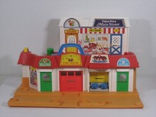 VINTAGE FISHER PRICE MAIN STREET NO ACCESSORIES "LOOK"