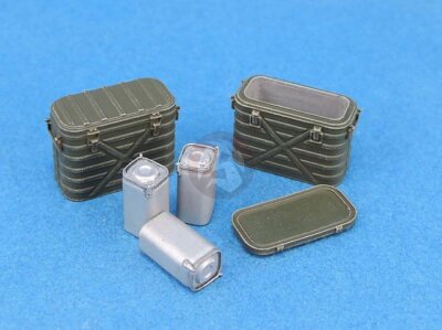 Legend 1/35 US Mermite Food Container Set (8 Closed, 2 Open & 6 Inserts) LF1403