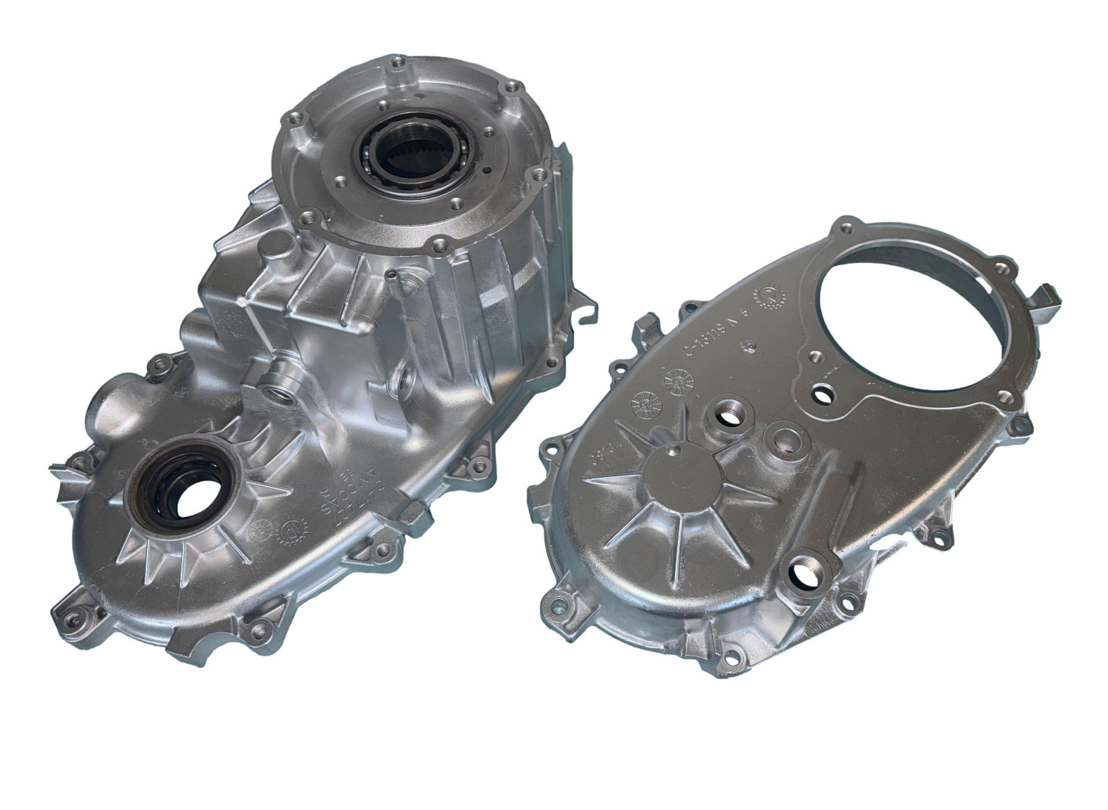 241 C Transfer Case Front and Rear Cover Replacement