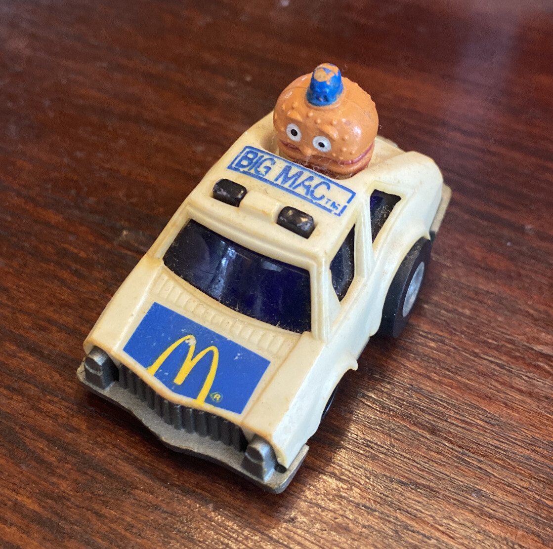 1984 McDonalds ERTL Fast Macs Auto Big Mac Pull Back Car Happy