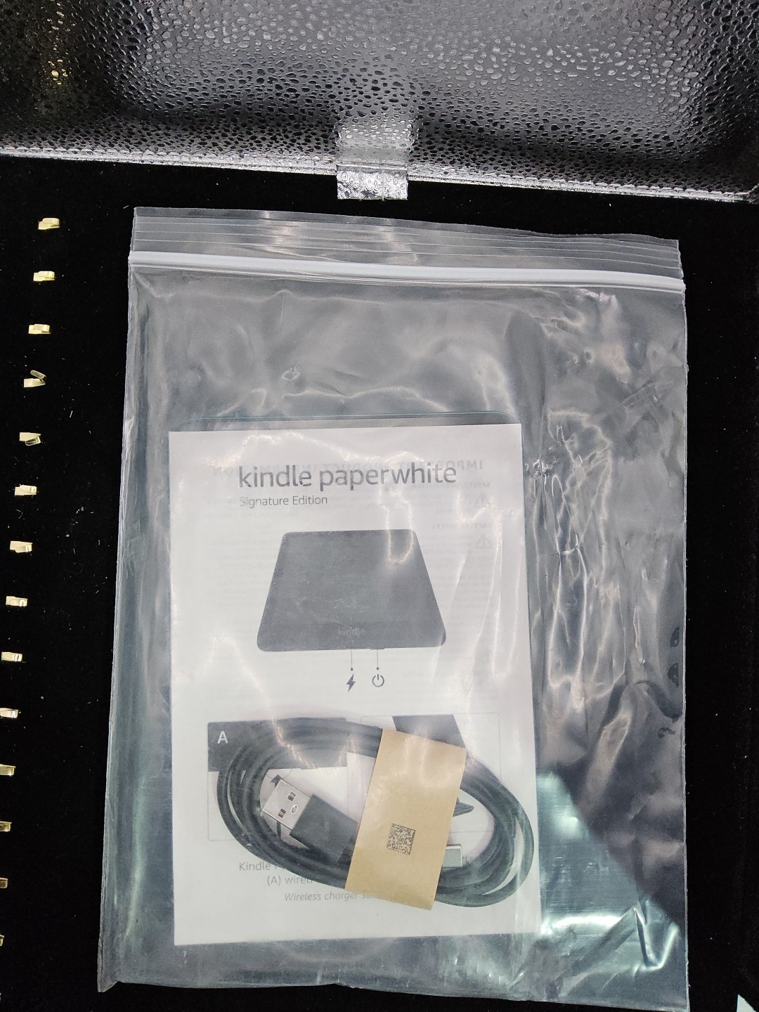 Amazon Kindle Signature Edition/Gen 12/32 GB/Model:SA569P