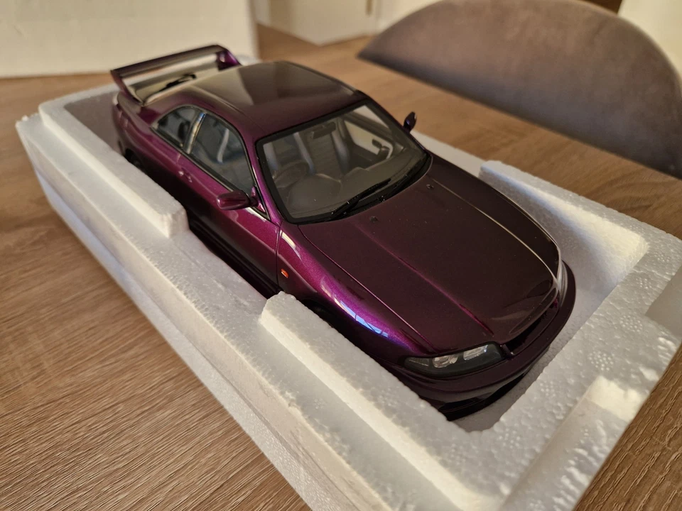 NISSAN SKYLINE GTR R33 ESCALA 1:18 OTTOMOBILE Edicion Limitada - Imagen 2 de 4