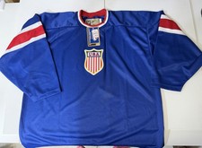 Guess the Sale Price: Hockey Collectibles and Memorabilia 26