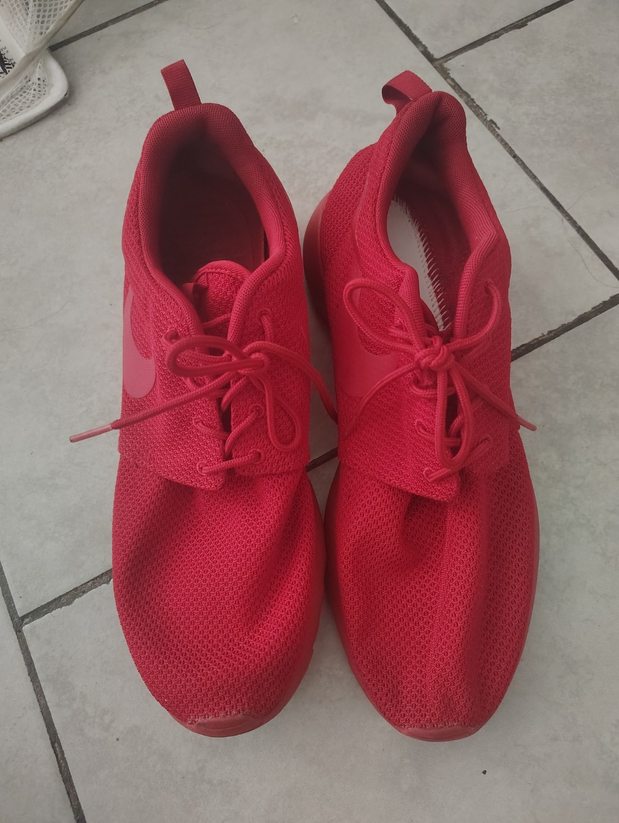 SAOLA Nike rosse uomo taglia 11 running atletica bassa pizzo