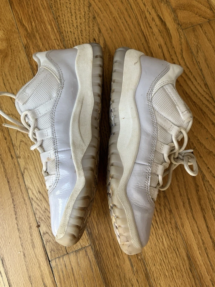 Jóvenes Niños Nike Air Jordan 11 Retro Bajo Puro Violeta 580522-101 Talla 2.5Y Foto 3 de 4