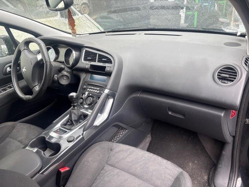 Brake caliper carrier