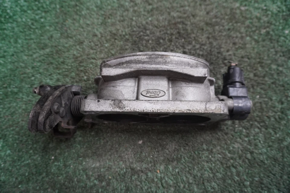 2000 2001 2002 2003 FORD Excursion 6.8L Throttle Body OEM 154K Miles  653394 - Image 3 of 4