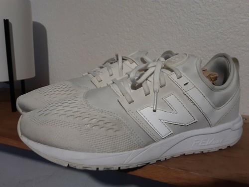 Mens NEW BALANCE 247 Size 9 Triple 