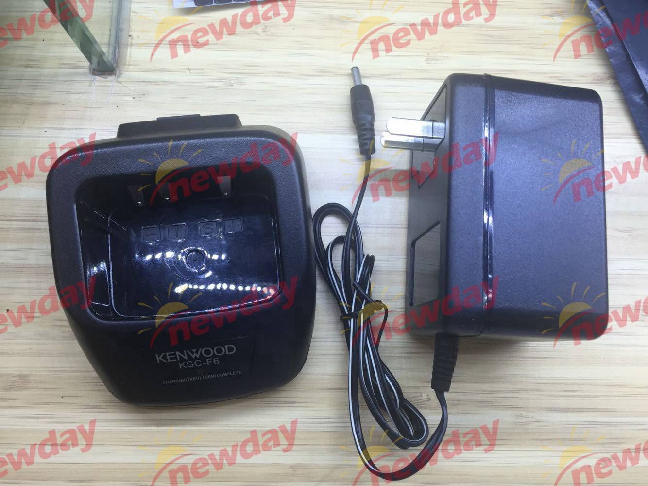KSC-F6 Fast Charger for KENWOOD PB-42L TH-F6A Li-Ion Battery 220v input