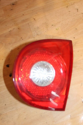 VW Golf V 5 Rücklicht Rückleuchte Schlussleuchte hinten rechts innen 1k6945108c