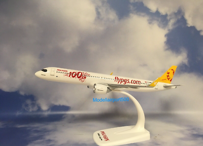 Herpa Wings 1:200 SNAP FIT Airbus A320 Pegasus Airlines 614320