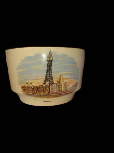 Vintage BLACKPOOL TOWER Souvenir SUGAR BOWL Made in England - Picture 1 of 9