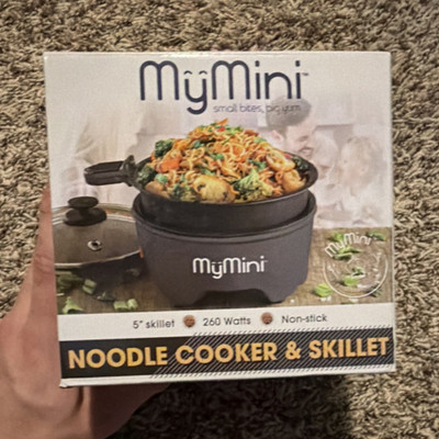 MyMini Noodle Cooker & Skillet 5'' Electric Non-stick 260W Black MWSKGR5BB