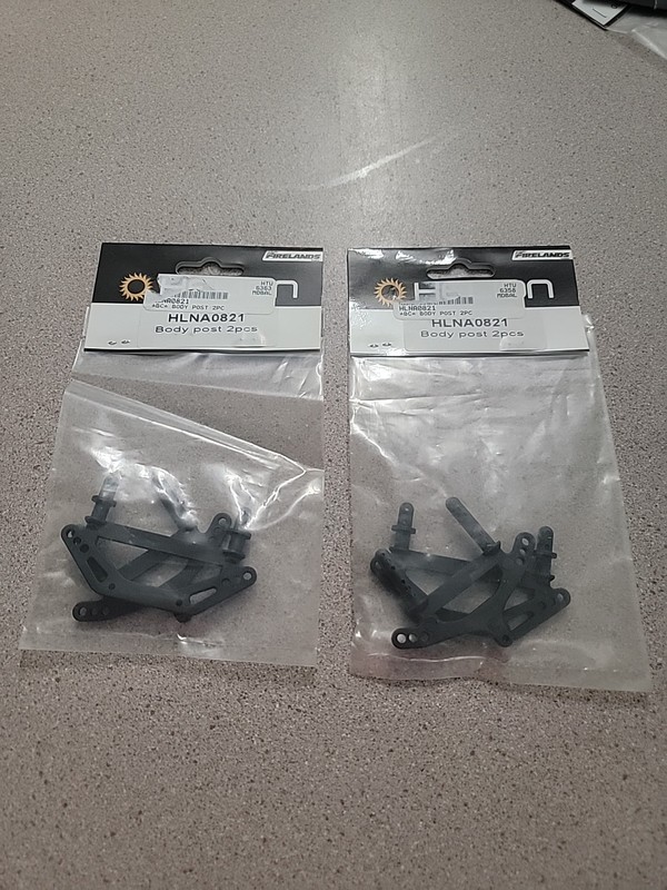 Helion HLNA0821 Body Post 2pcs per pack, Black 2 packs