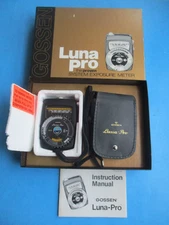 GOSSEN LUNA PRO EXPOSURE METER IN BOX WITH STRAP LEATHER CASE & MANUAL