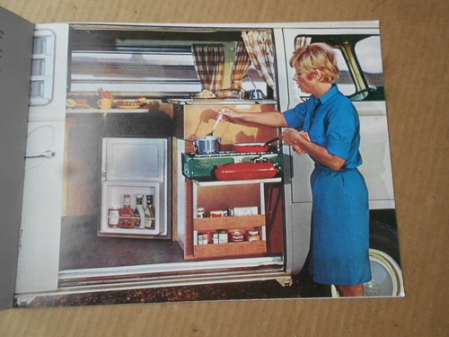 1970 VW Volkswagen Campmobile Bus Dealer Sales Color Brochure Original OEM - Picture 5 of 9