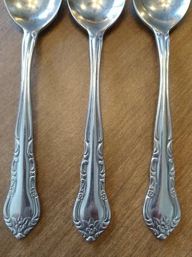 3 - Utica Walco Line DISCRETION Stainless Steel Teaspoons 6" - Picture 2 of 7