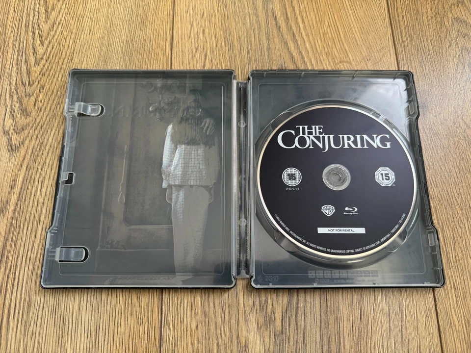 The Conjuring blu-ray steelbook Vera Farmiga Patrick Wilson - Image 2 of 4