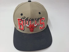 Vintage Chicago Bulls Drew Pearson Marketing Snapback Hat Cap NBA Beige Black