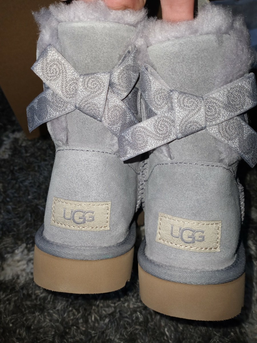 NIB UGG Women's mini Bailey bow swirl new size 5 soft amethyst