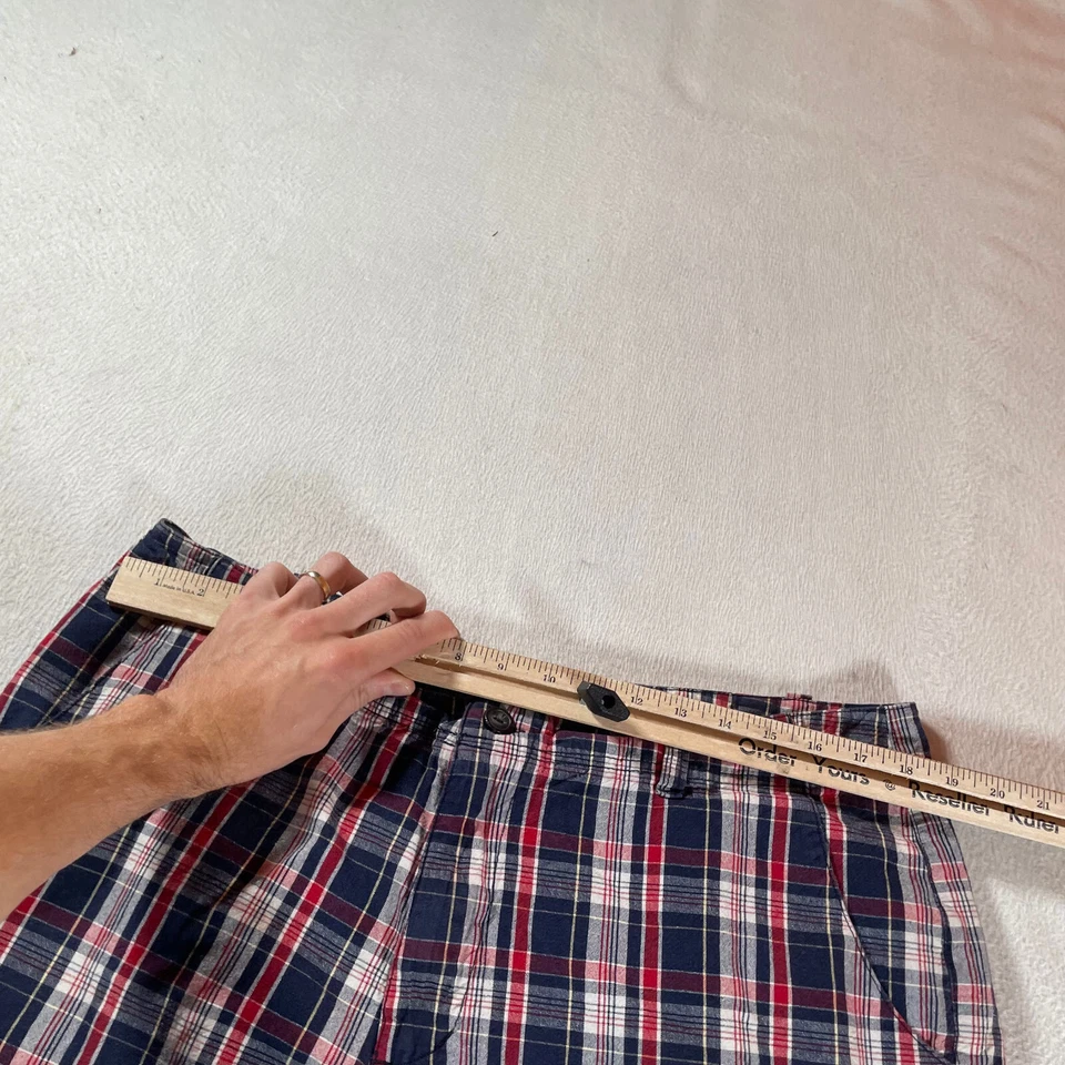 Y2K Bugle Boy Shorts Mens 36 Blue Plaid Skate Baggy Cargo Plaid Street Grunge - Image 3 of 4