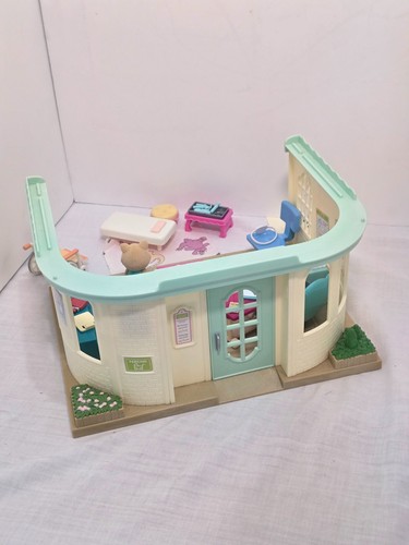 Calico Critters Village Clinic Stocked Dentist Doctor Critter Toddler Play - Picture 11 of 22