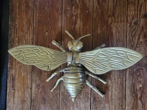 Large 12x17" garden cottage brass art figure bumble bee insect farmhouse country
