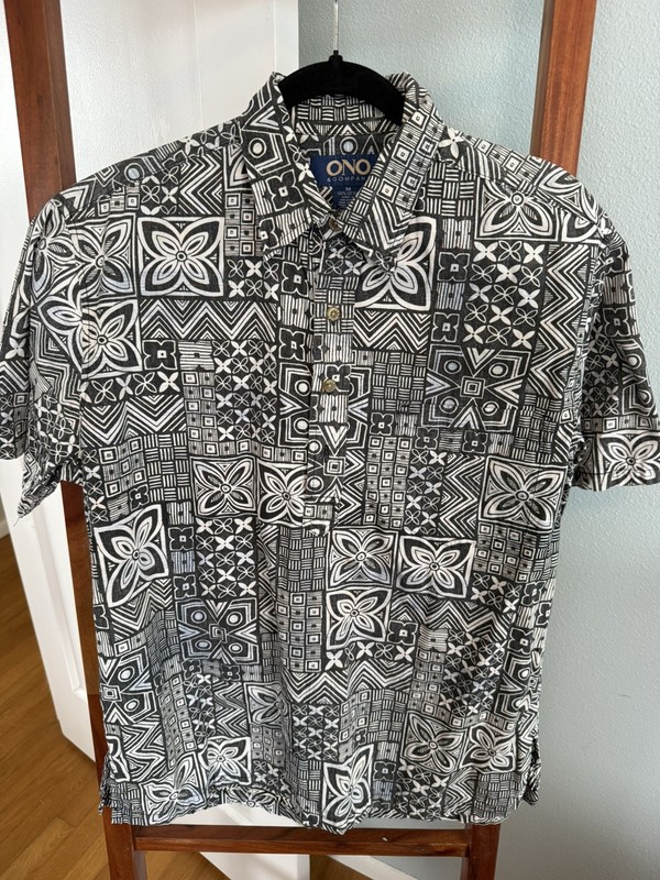 Vintage Ono & Company Men's Hawaiian Shirt Size Medium Grey Floral