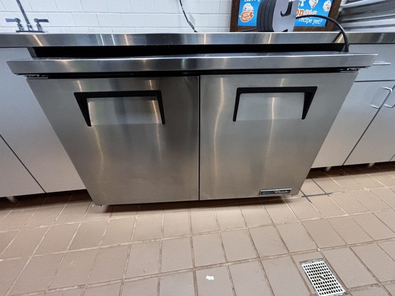 True TUC-48-HC 48 3/8" Undercounter Refrigerator