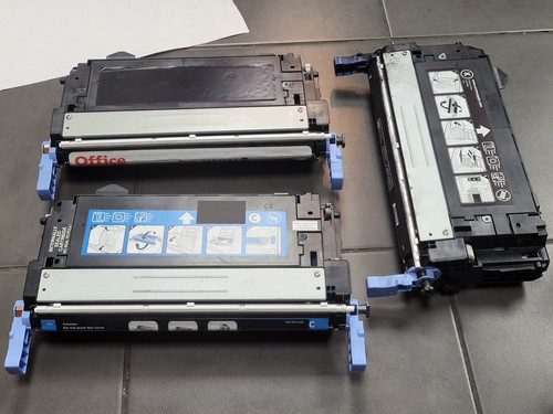 HP LaserJet 4700 Toner Bundle - 2x Schwarz (Q5950A) + 1x Cyan (Q5951A) - ungetestet