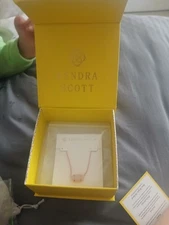 Kendra Scott Elisa Pendant Necklace Ivory Mother of Pearl Gold Tone 15"+2" Ext