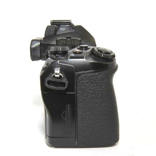 Olympus OM-D E-M1 16.3MP Mirrorless Camera - Afbeelding 3 van 6