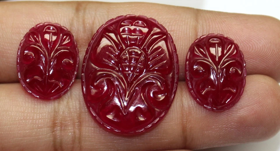 Amazing Red Ruby Color Carved 16x13mm to 26x21mm Oval Shape 3pcs Set Loose Stone - Image 2 of 4