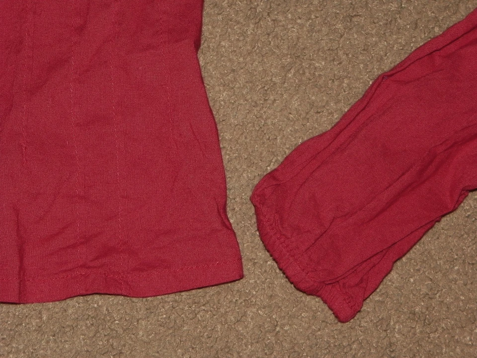 NWT Womens Juniors QUIZZ Ruby Red BLOUSE Size M - Image 3 of 4