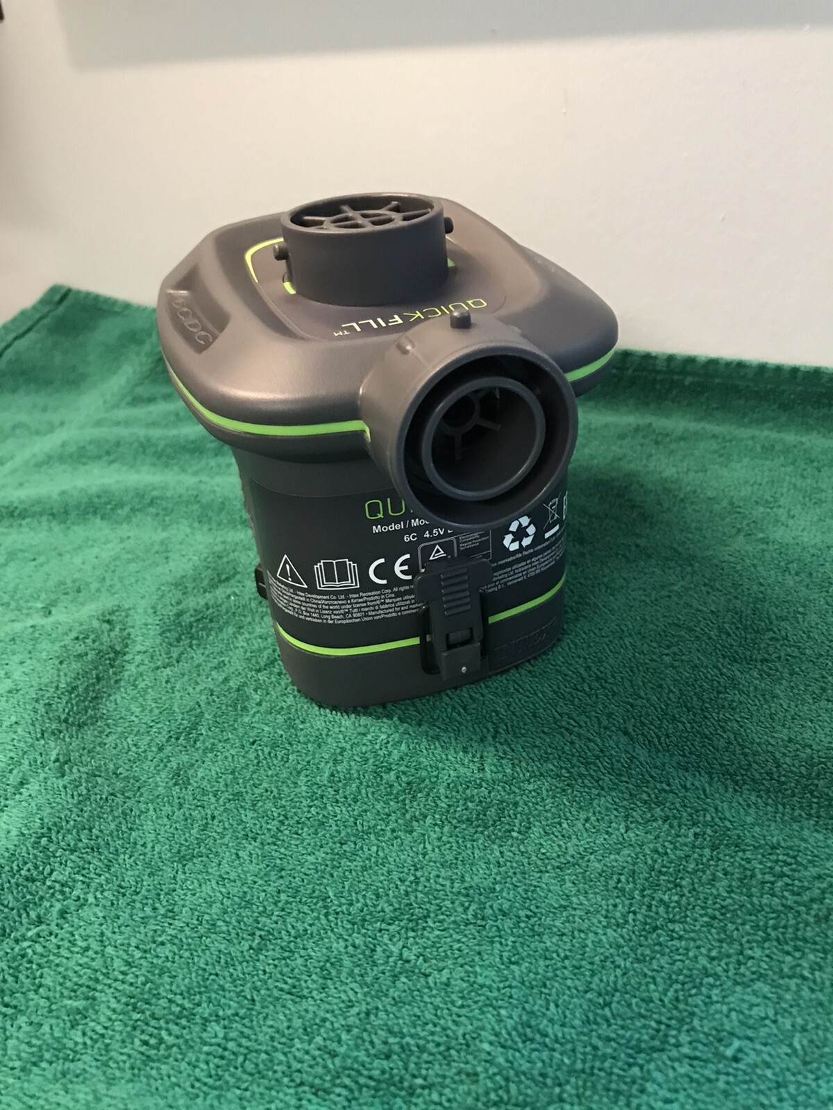 Intex Quick Fill Air Pump AP638 Battery Operated Core Only New eBay