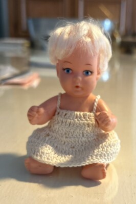 VTG 1960 s U.D. Co. Plastic Doll Blue Eyes White Rooted Hair 5.5  Arms Legs Move